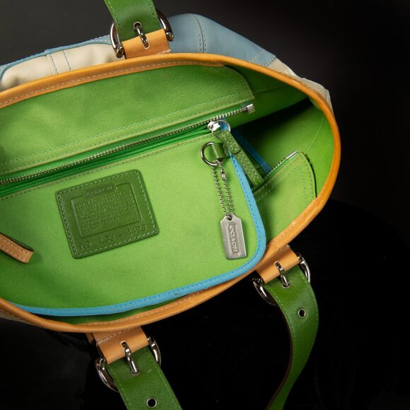 COACH Hampton Soho Canvas Tote Bag Cream - Picture 14 of 16